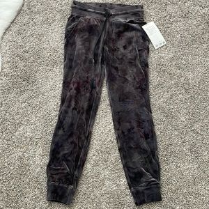 Lululemon ready to crush Jogger